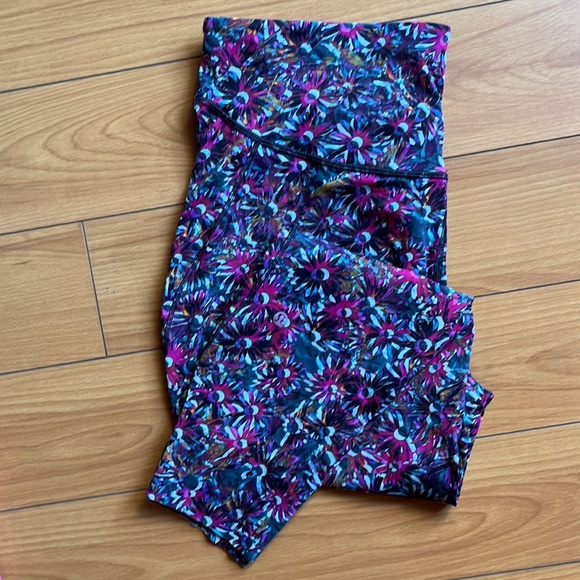 Lululemon Swift Speed high rise tight / size 16 - Picture 3 of 9